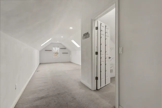 $599,900 | 825 Yorkshire Road, Neenah, WI 54956