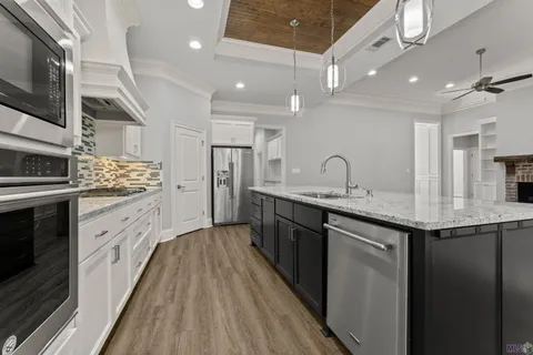 $484,700 | 37384 Cypress Hollow Avenue, Prairieville, LA 70769
