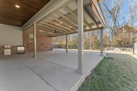 $484,700 | 37384 Cypress Hollow Avenue, Prairieville, LA 70769