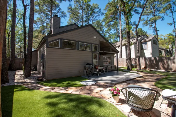 $424,900 | 26 Shallow Pond Place, The Woodlands, TX 77381