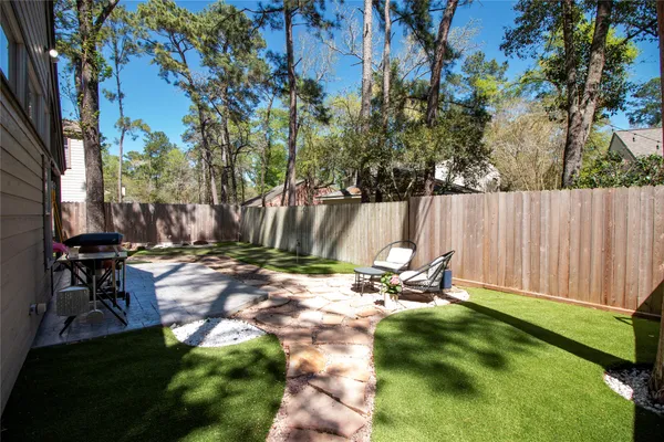 $424,900 | 26 Shallow Pond Place, The Woodlands, TX 77381