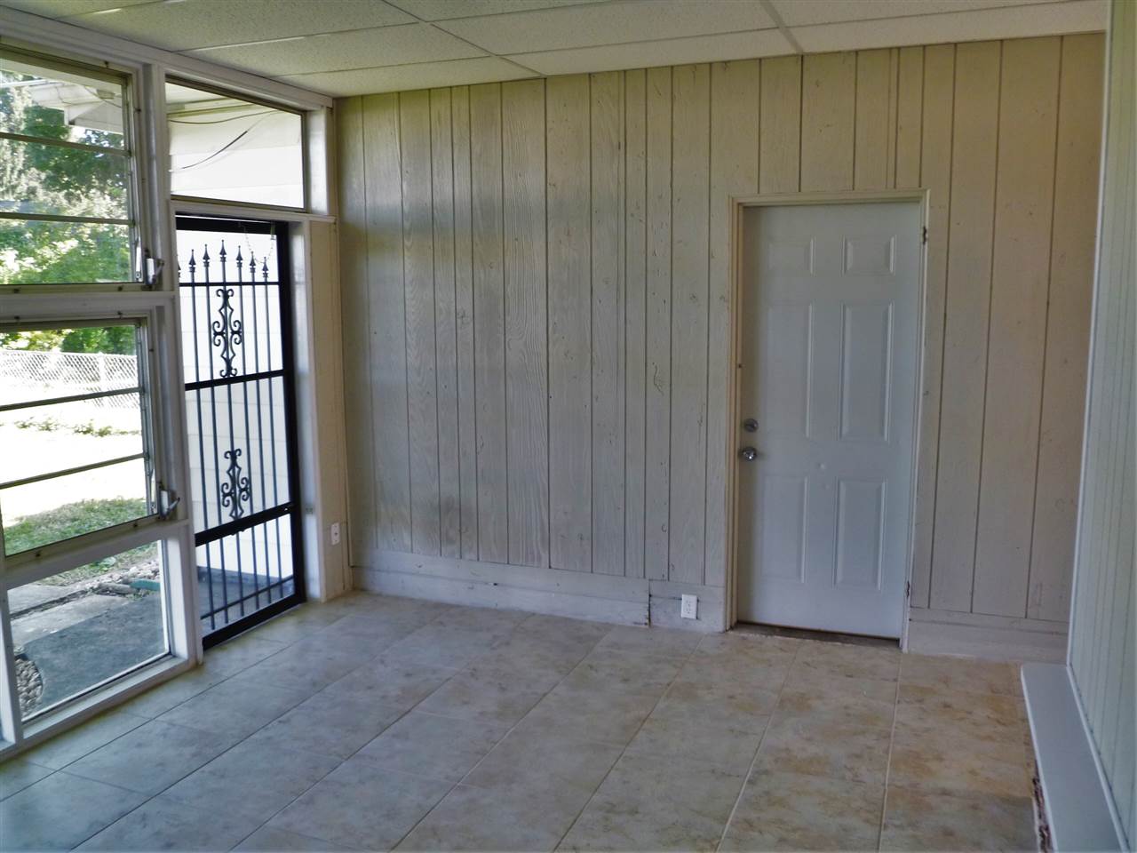 6609 Old Trail Road Fort Wayne, IN 46809 - Photo 10 of 33