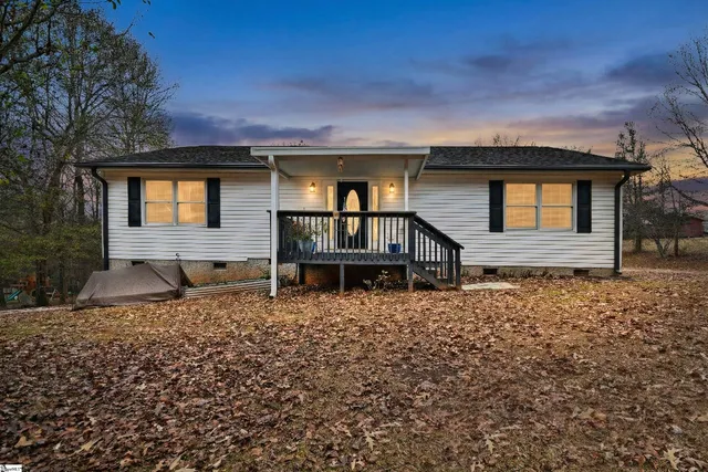 $330,000 | 134 Rolling Drive, Westminster, SC 29693