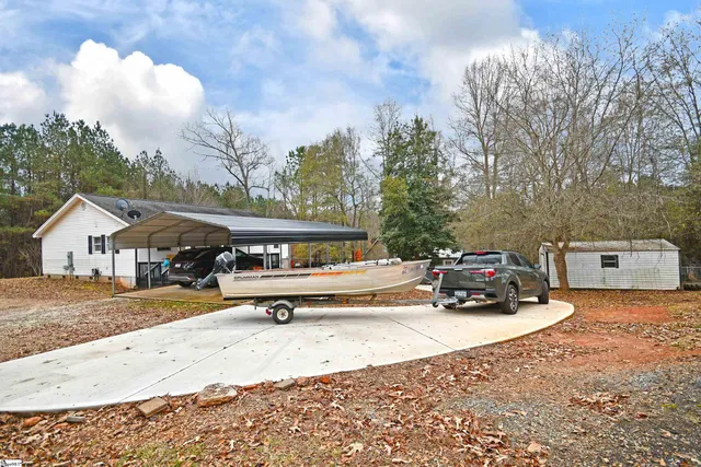 $330,000 | 134 Rolling Drive, Westminster, SC 29693