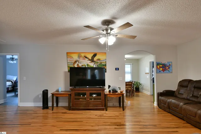 $330,000 | 134 Rolling Drive, Westminster, SC 29693