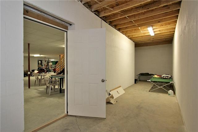 1214 Ben Collier Road Charlotte, TN 37036 - Photo 14 of 20 a view of a room with gym equipment