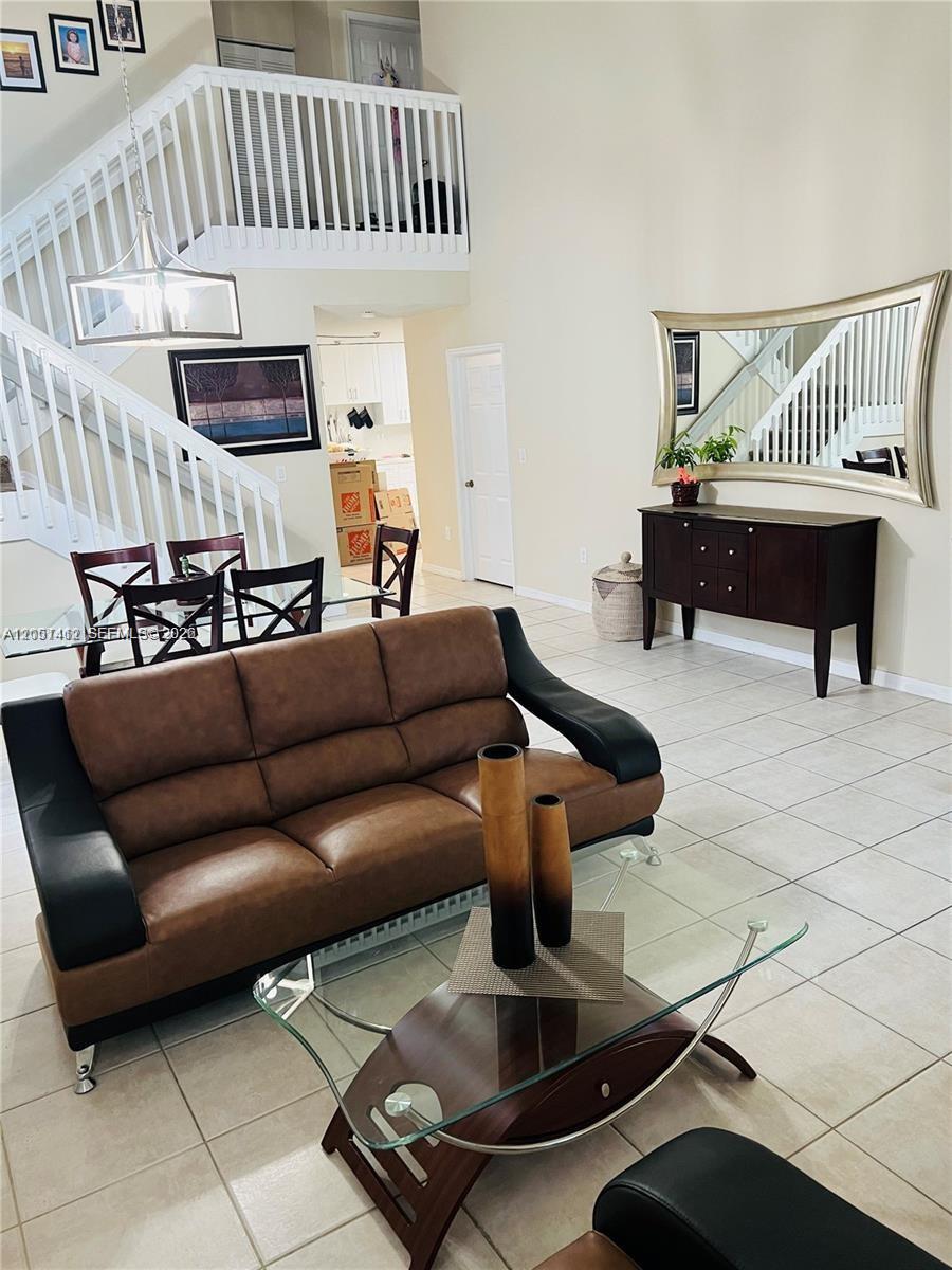 16453 Southwest 75th Terrace Miami, FL 33193 - Photo 10 of 26