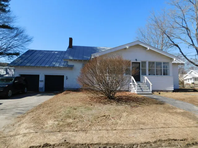 $185,000 | 24 Milford Avenue, Bingham, ME 04920