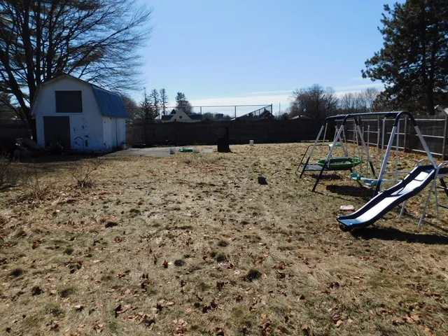 $185,000 | 24 Milford Avenue, Bingham, ME 04920