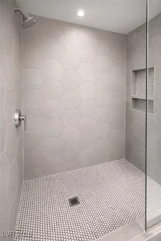 $2,750 | 150 South Las Vegas Boulevard, Unit 2206, Las Vegas, NV 89101