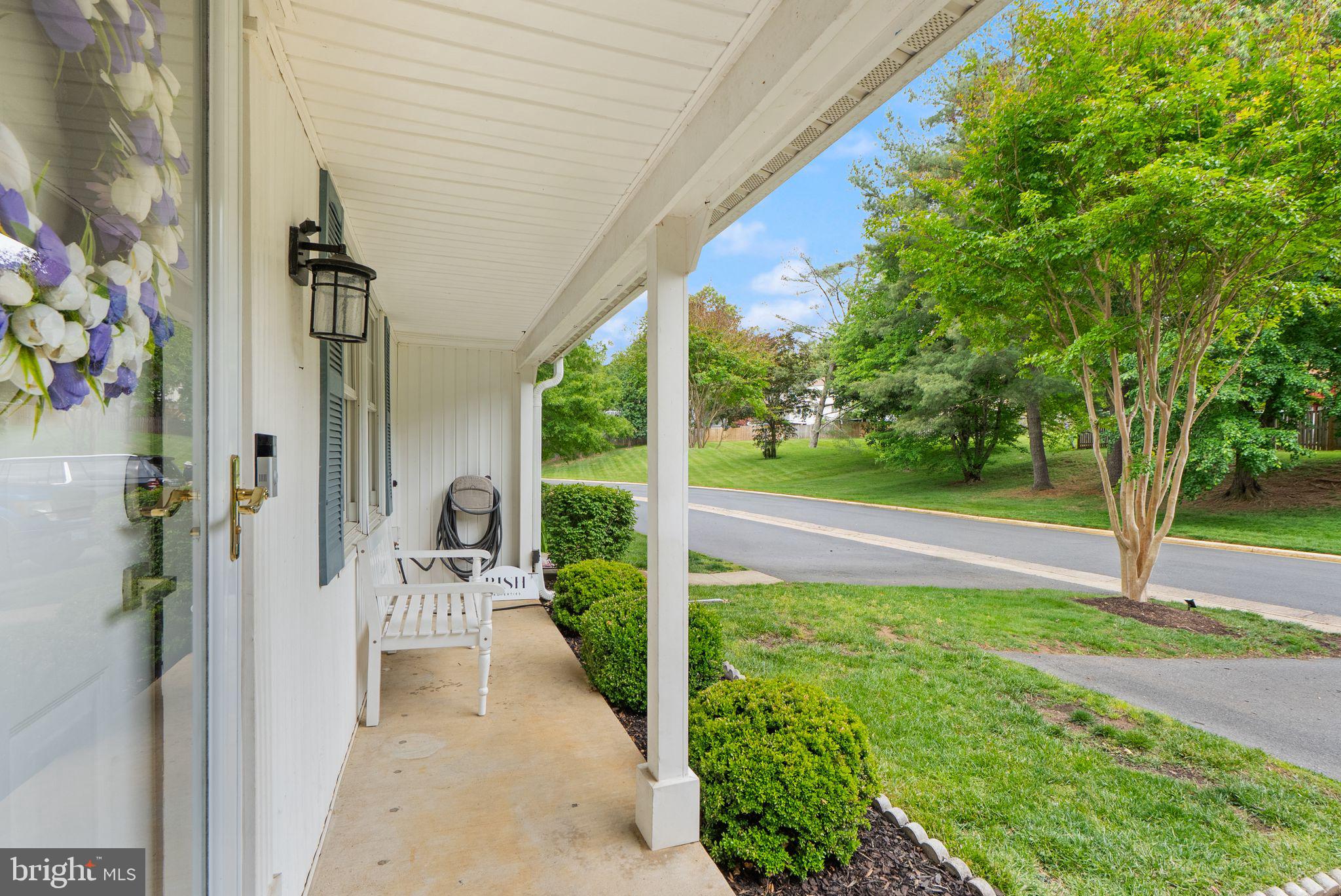 5826 Canvasback Road Burke, VA 22015 - Photo 6 of 60