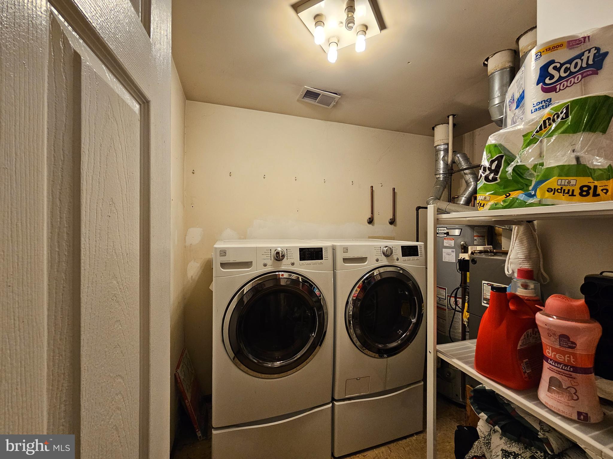 17 Exeter Court Bordentown, NJ 08505 - Photo 8 of 19 a utility room with dryer and washer