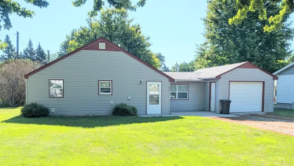 $84,900 | 808 South 11th Street, Montevideo, MN 56265
