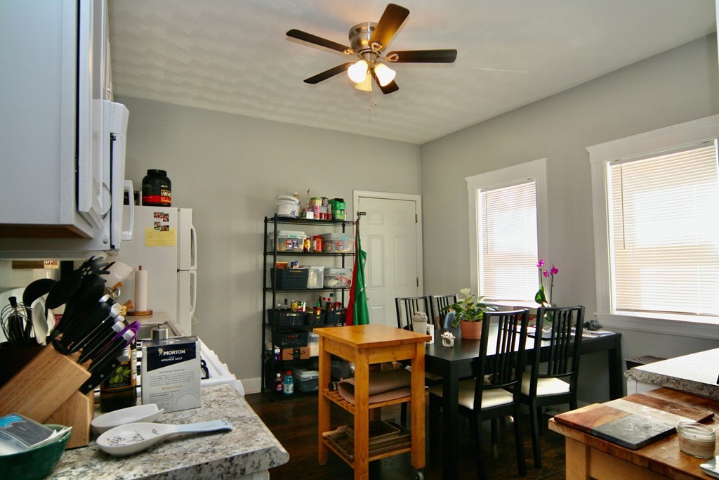 5 Laurel Street Everett, MA 02149 - Photo 5 of 30