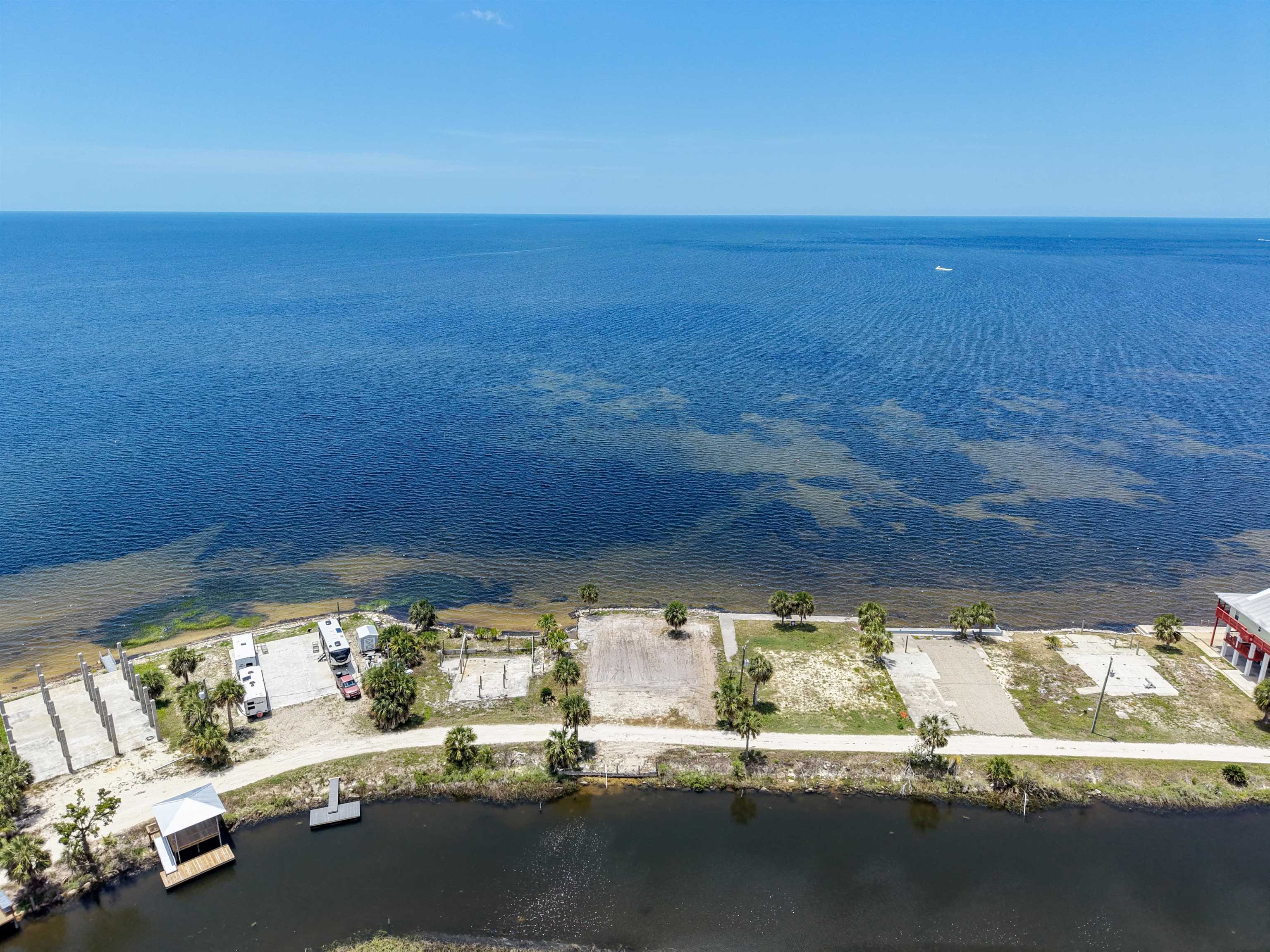 22205 Gulfview Road Perry, FL 32348 - Photo 4 of 27