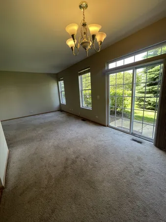 $2,400 | 160 Concord Drive South, Unit 160, Oswego, IL 60543