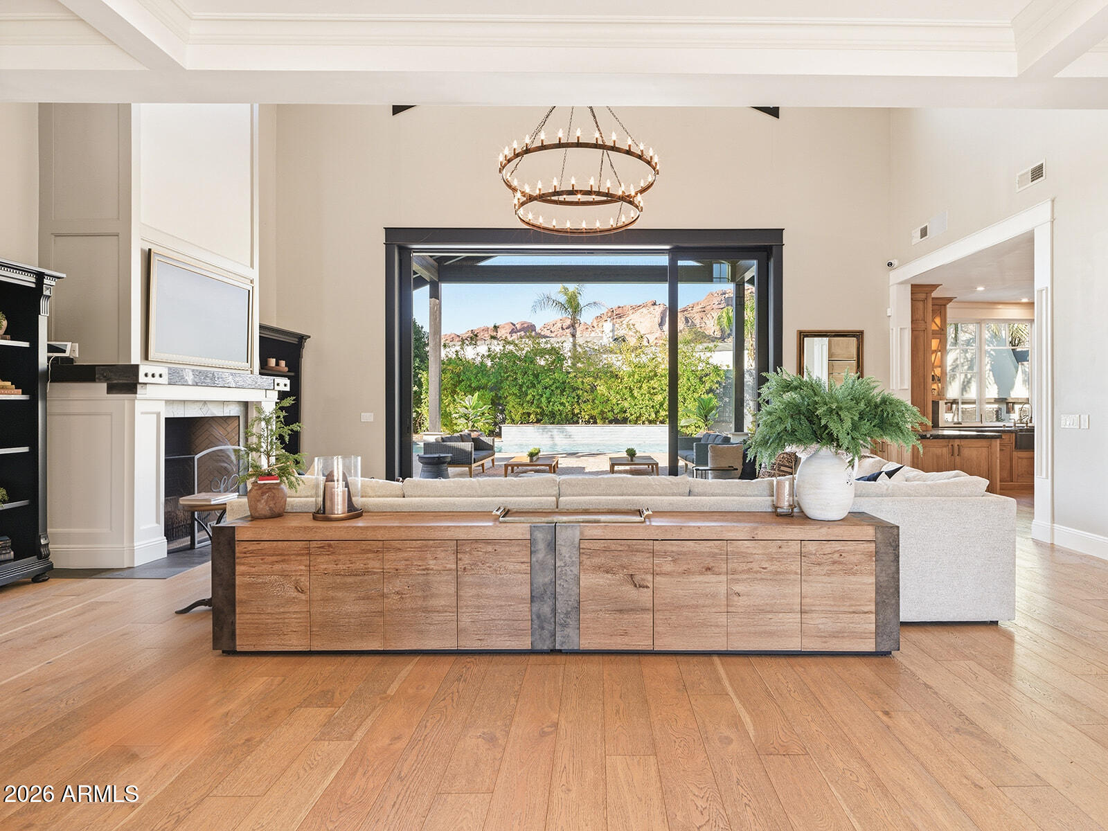 4732 North Dromedary Road Phoenix, AZ 85018 - Photo 12 of 78 Great room