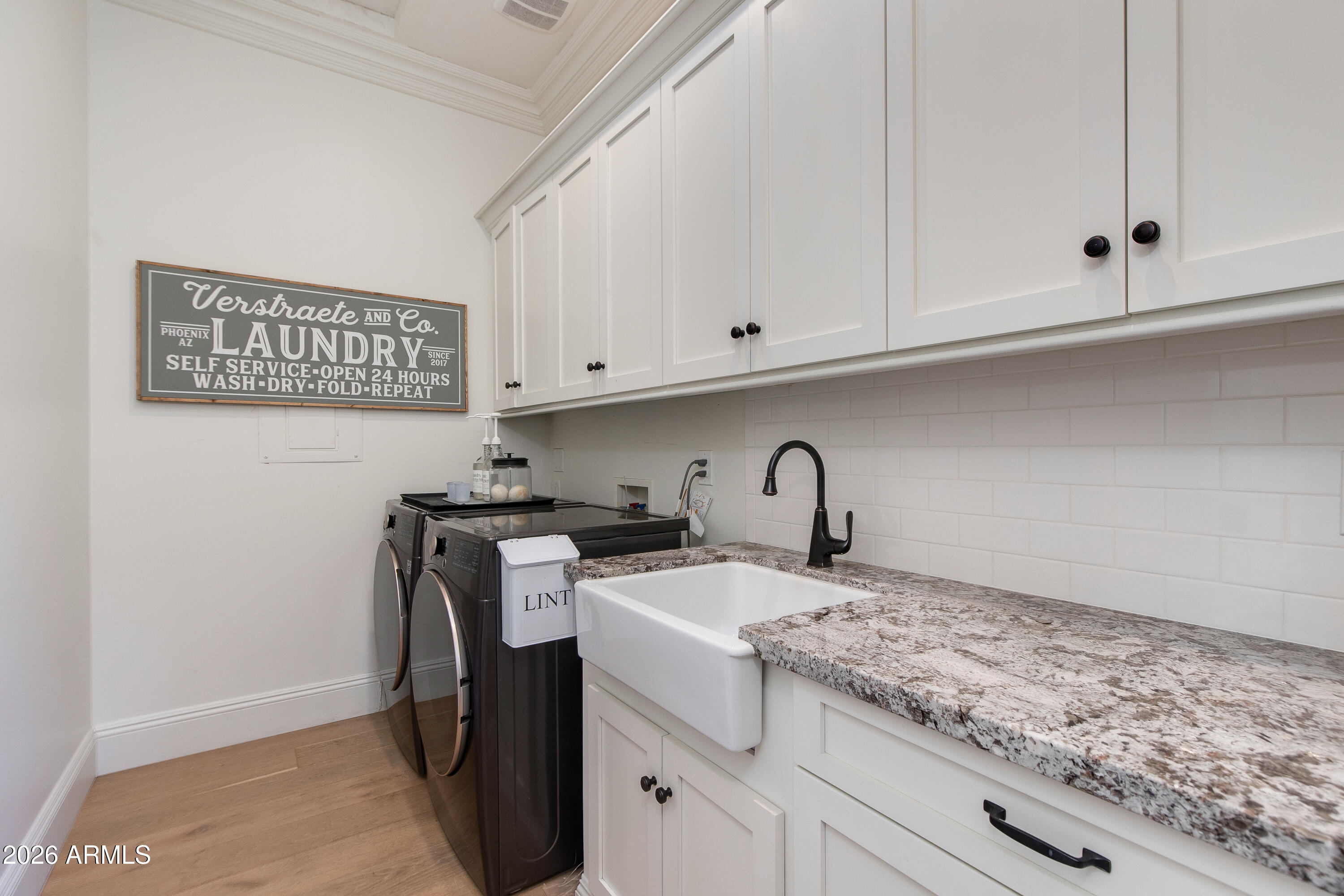 4732 North Dromedary Road Phoenix, AZ 85018 - Photo 22 of 47 Laundry