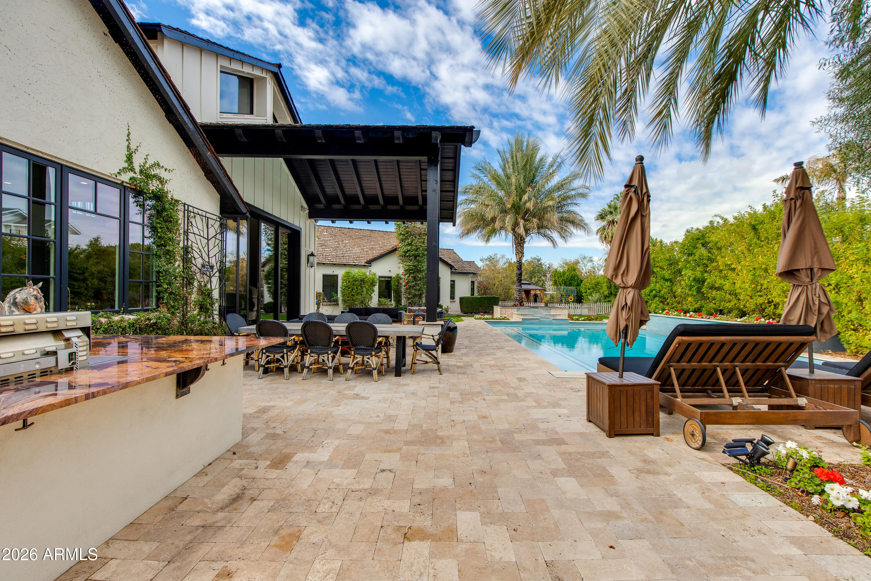 4732 North Dromedary Road Phoenix, AZ 85018 - Photo 40 of 47 Outdoor kitchen