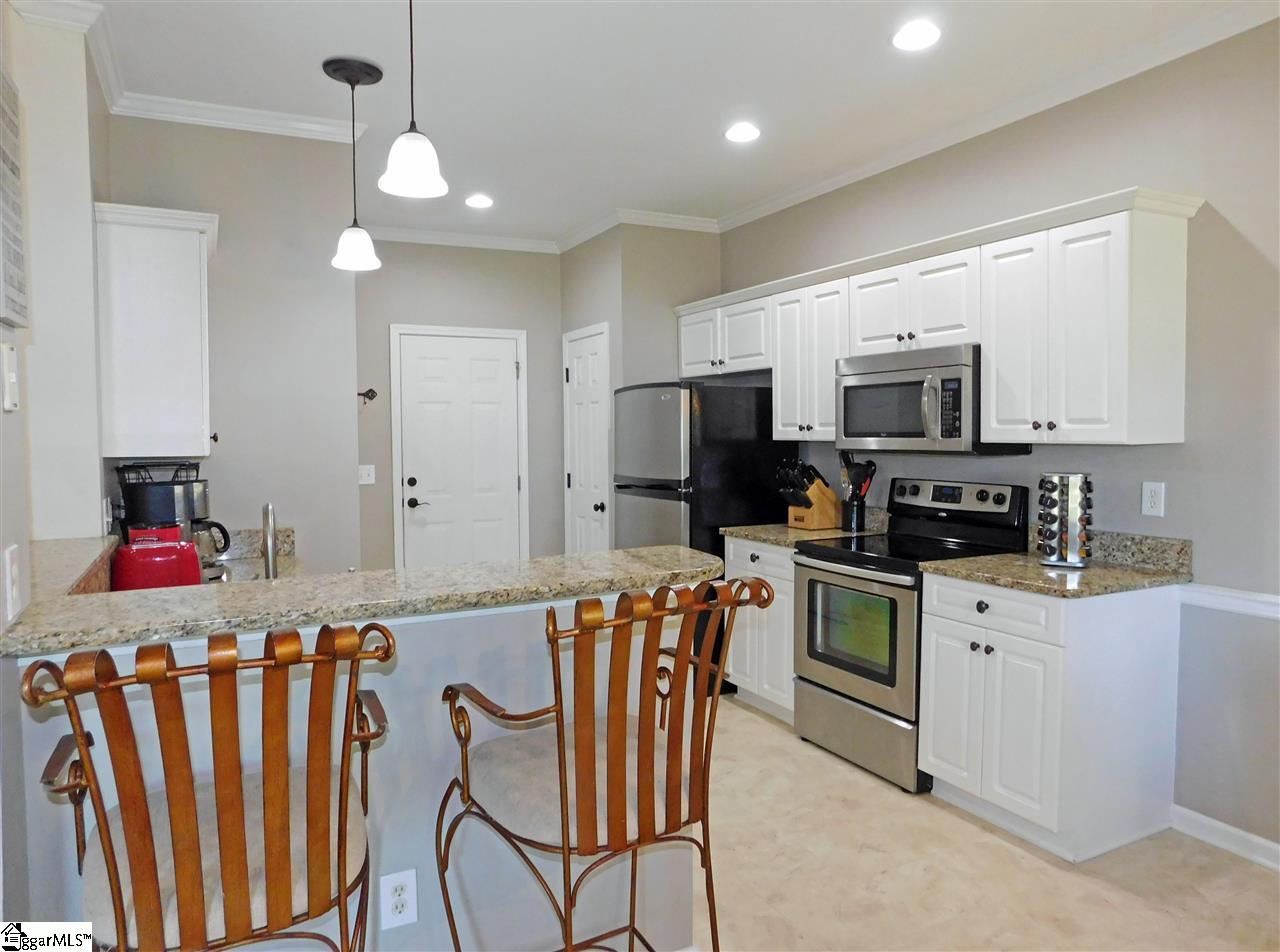 38 Knight Road Gray Court, SC 29645 - Photo 8 of 29