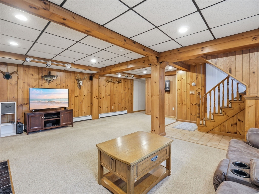 522 Barre Road Templeton, MA 01468 - Photo 32 of 42 Gallery Image 32