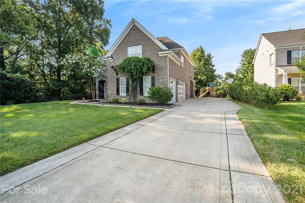 6525 Springs Mill Road Charlotte, NC 28277 - Photo 3 of 39 Gallery Image 3