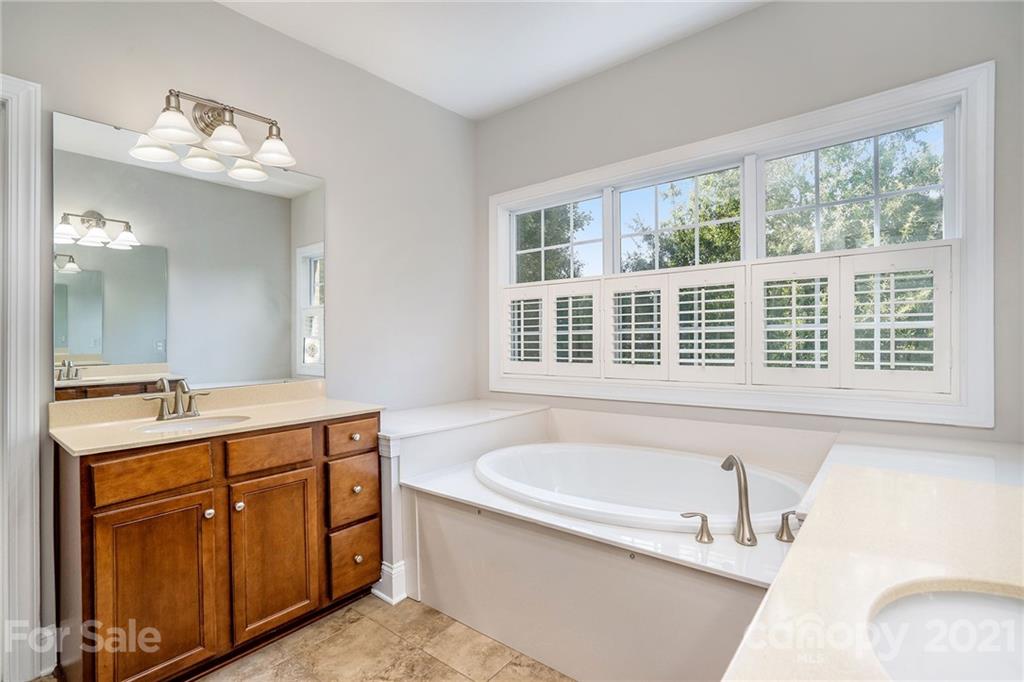 6525 Springs Mill Road Charlotte, NC 28277 - Photo 26 of 39 Gallery Image 26