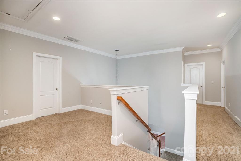 6525 Springs Mill Road Charlotte, NC 28277 - Photo 29 of 39 Gallery Image 29