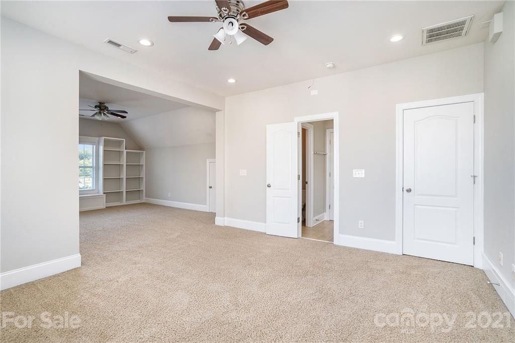 6525 Springs Mill Road Charlotte, NC 28277 - Photo 32 of 39 Gallery Image 32