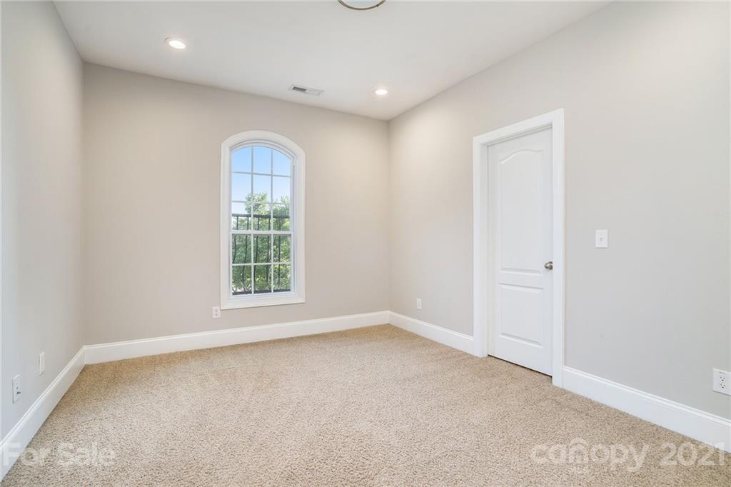 6525 Springs Mill Road Charlotte, NC 28277 - Photo 35 of 39 Gallery Image 35
