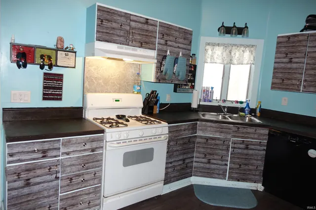 $132,500 | 153 Ferry Street, Wabash, IN 46992