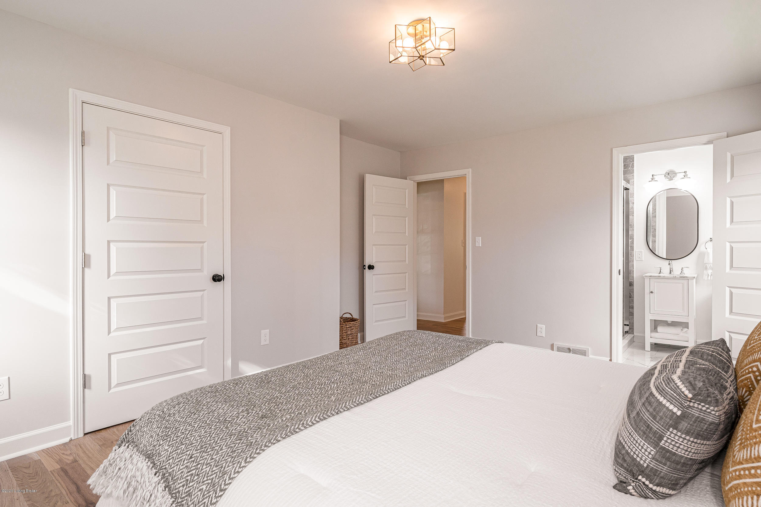 720 Indian Ridge Road Louisville, KY 40207 - Photo 28 of 46 720 Indian Ridge Road-41