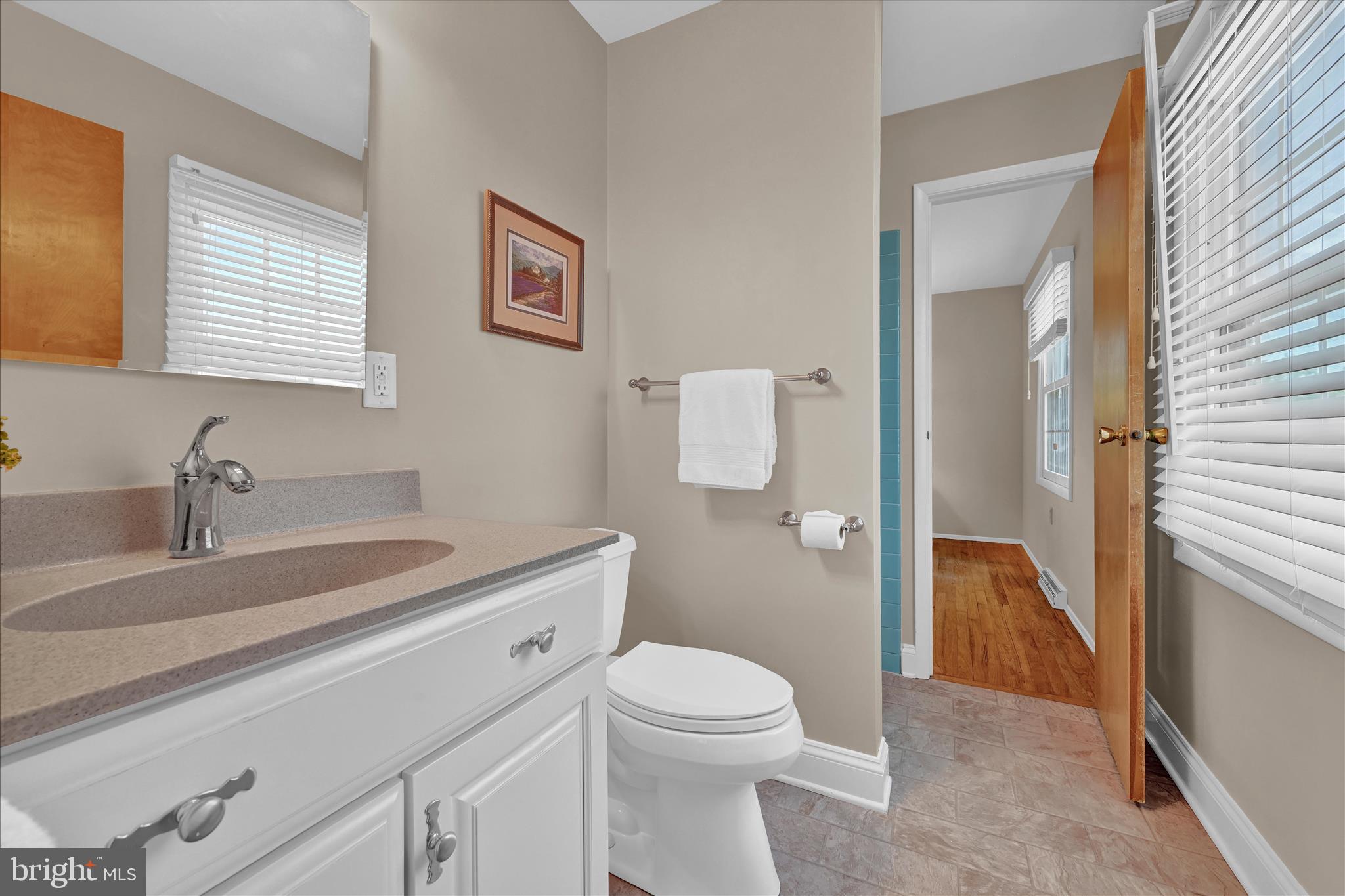 826 Blue Grass Road Lancaster, PA 17601 - Photo 24 of 43 Primary Bathroom