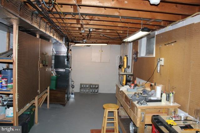 2835 Cambridge Road York, PA 17402 - Photo 15 of 34 Gallery Image 15