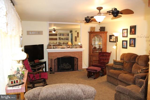 2835 Cambridge Road York, PA 17402 - Photo 3 of 34 Gallery Image 3