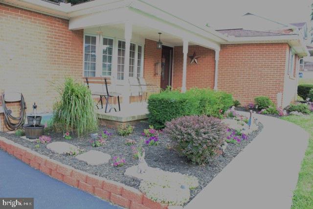 2835 Cambridge Road York, PA 17402 - Photo 32 of 34 Gallery Image 32