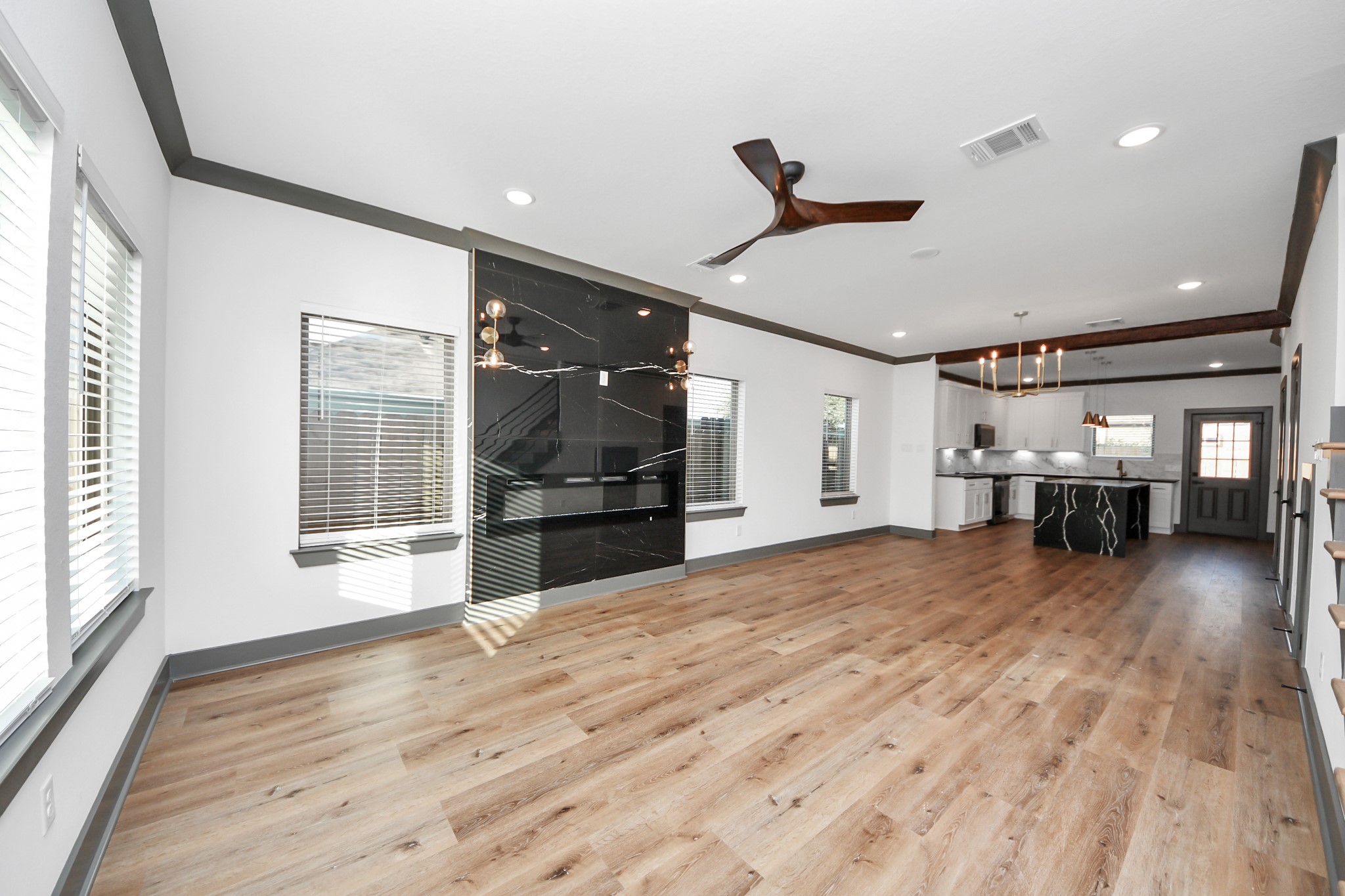 7925 Ritz Street, Unit B Houston, TX 77028 - Photo 2 of 35 a view of a livingroom with a flat screen tv