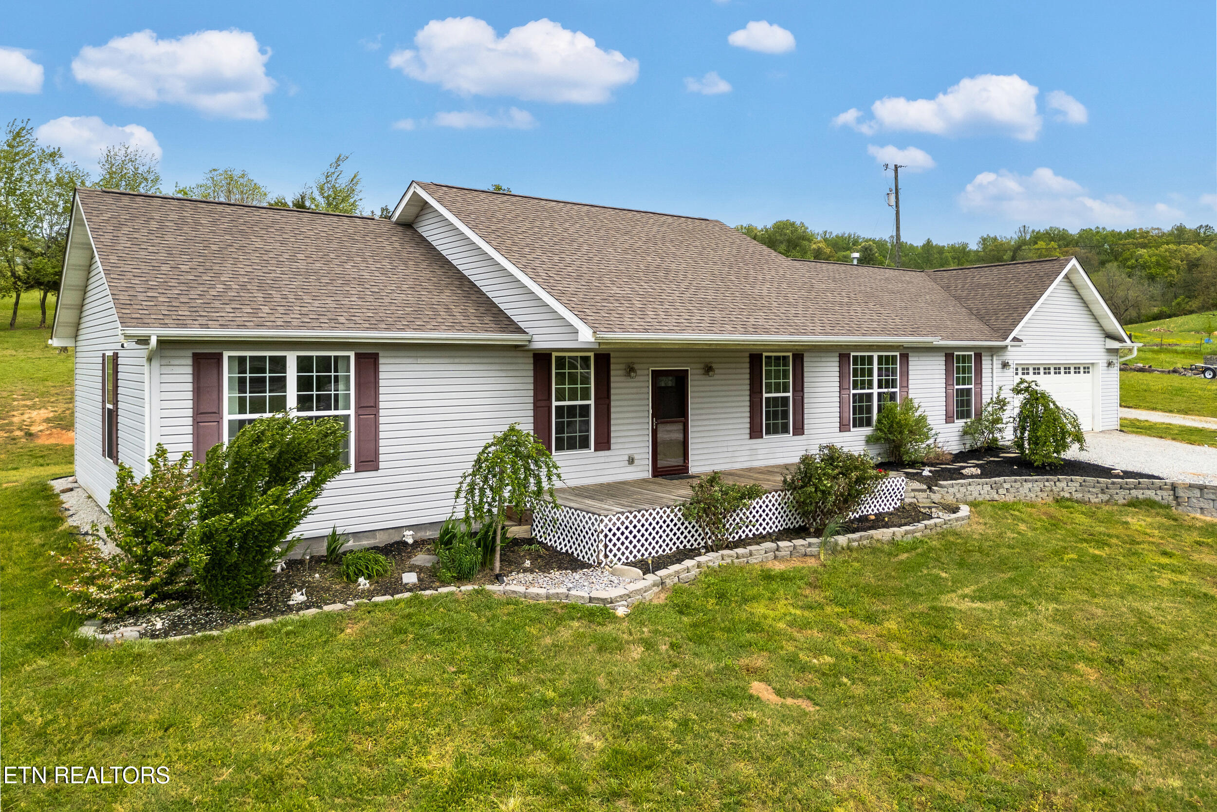 283 Red Hill Road Andersonville, TN 37705 - Photo 2 of 55 283 red hill road-2