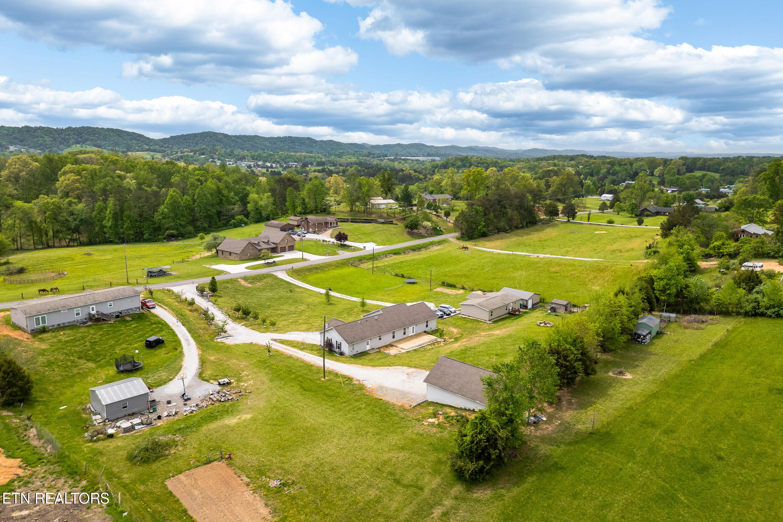 283 Red Hill Road Andersonville, TN 37705 - Photo 53 of 55 283 red hill road-47