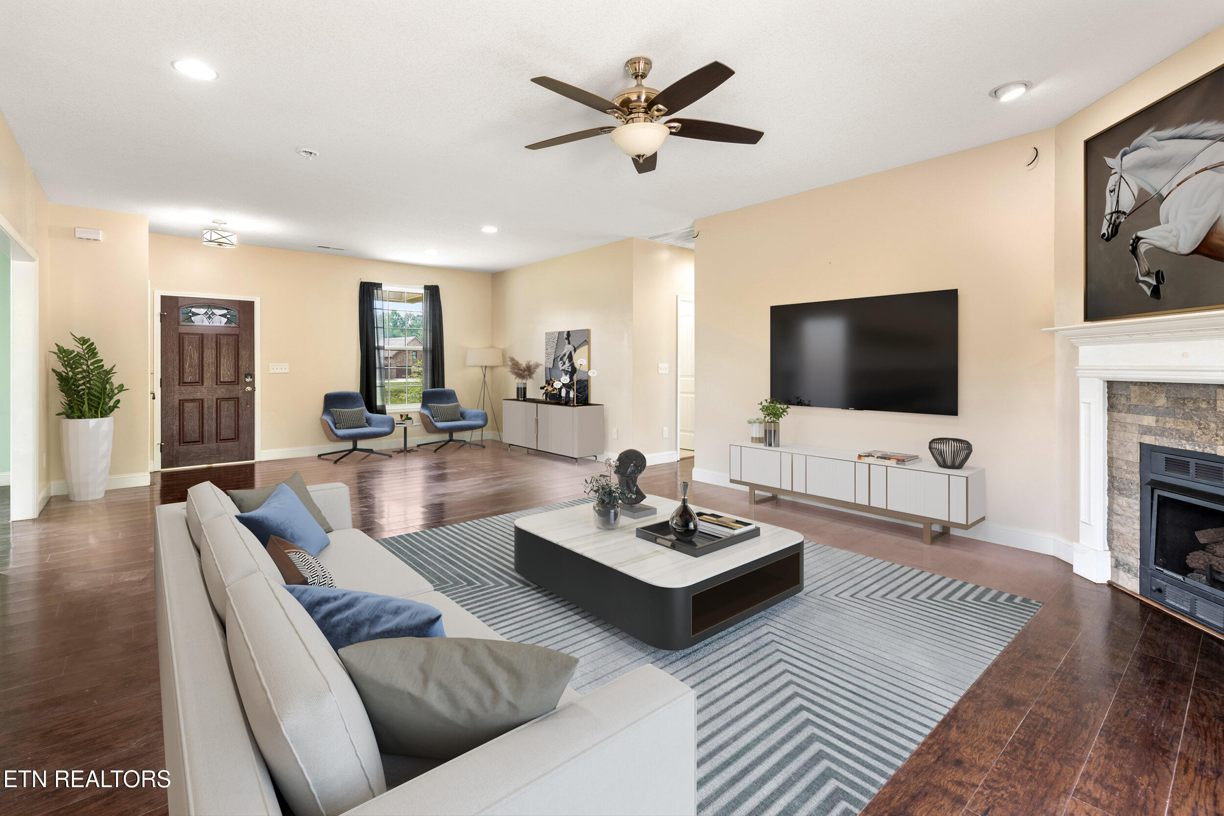 283 Red Hill Road Andersonville, TN 37705 - Photo 8 of 55 283-red-hill-road-7 Living room - done