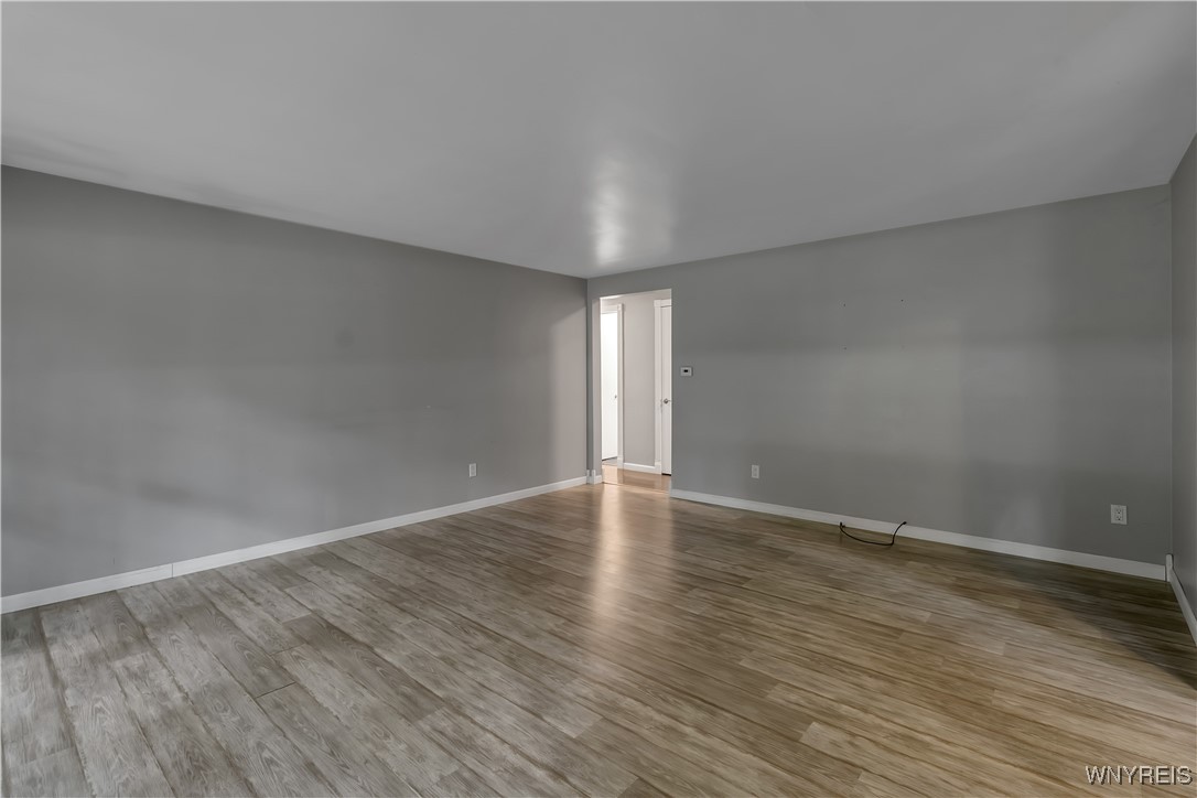 1040 Klein Road Amherst, NY 14221 - Photo 17 of 43