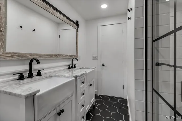 $2,750 | 1040 Klein Road, Amherst, NY 14221