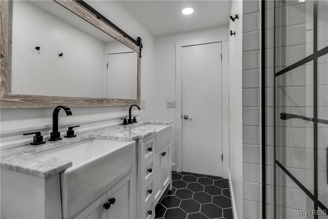 1040 Klein Road Amherst, NY 14221 - Photo 31 of 43