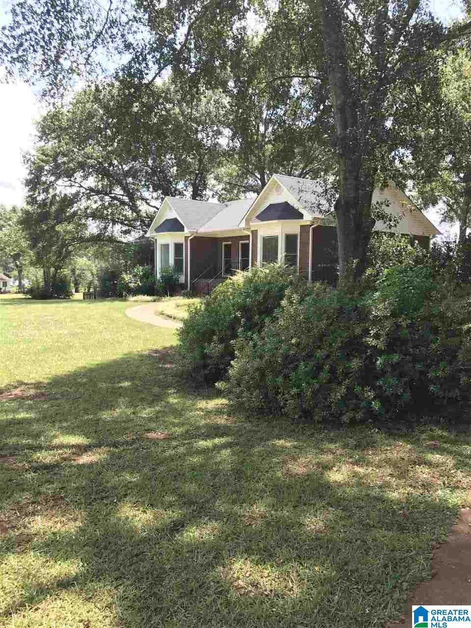 185 Carleton Point Lane Wilsonville, AL 35186 - Photo 2 of 48