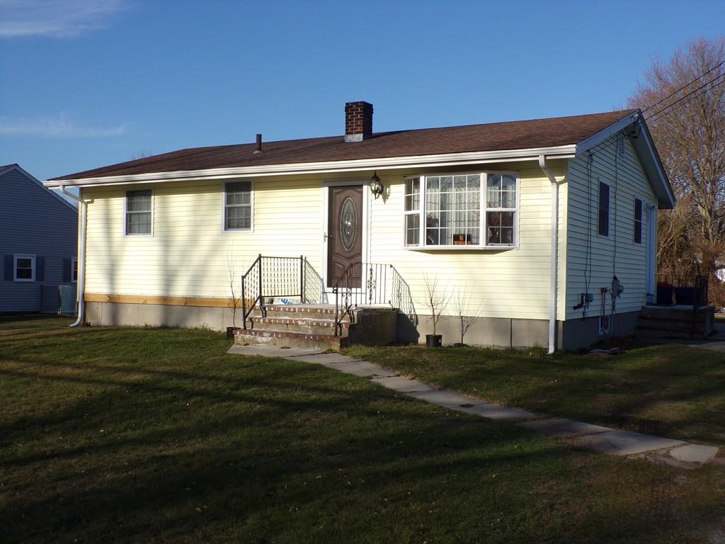 35 Sconticut Neck Road Fairhaven, MA 02719 - Photo 3 of 28