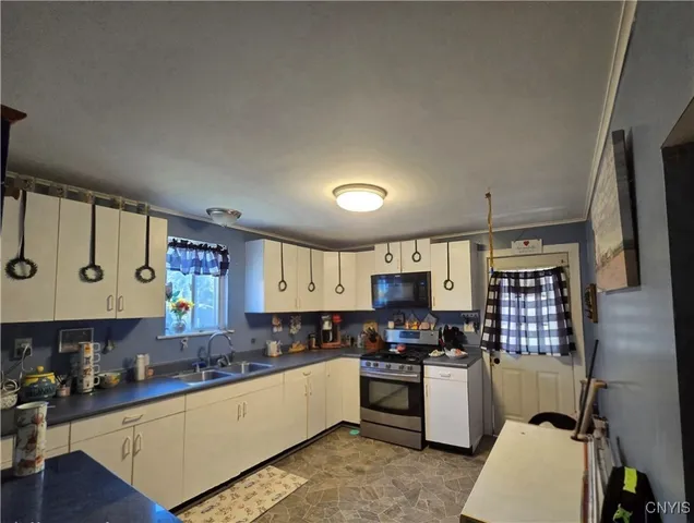 $230,000 | 9 Cayuga Street, Auburn, NY 13021