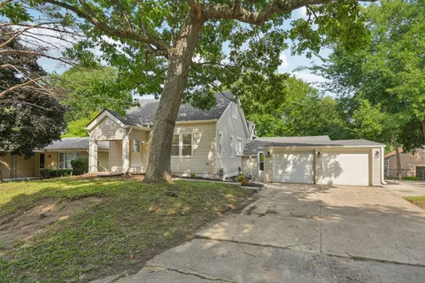 $265,000 | 536 North 116th Street, Wauwatosa, WI 53226