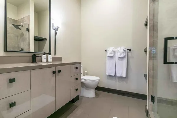 $685,000 | 7770 Lahontan Drive, Truckee, CA 96161