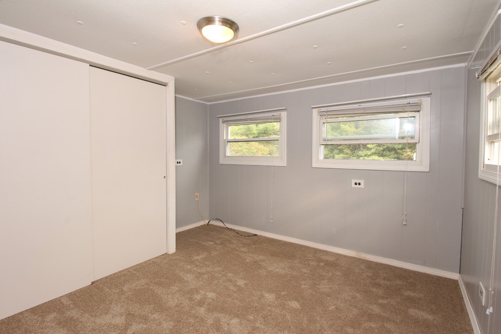 21 Acadia Road Gardner, MA 01440 - Photo 4 of 7 Gallery Image 4