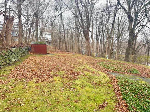 $344,900 | 16 Naugatuck Avenue, Shelton, CT 06484